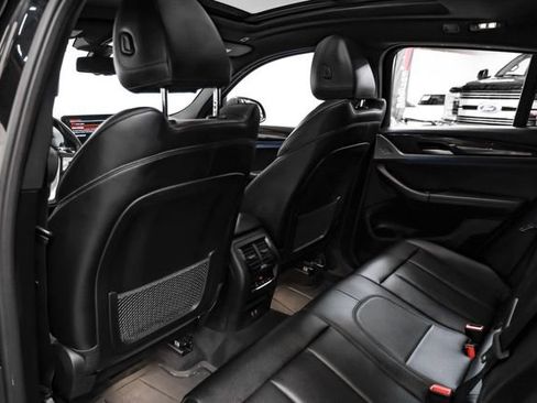 Used 2024 BMW X4 xDrive30i image 38