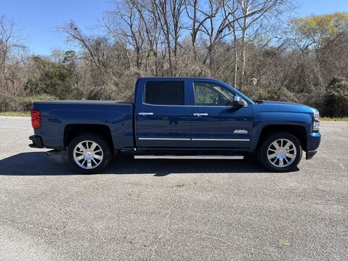 Used 2016 Chevrolet Silverado 1500 High Country w/ High Country Premium Package image 5