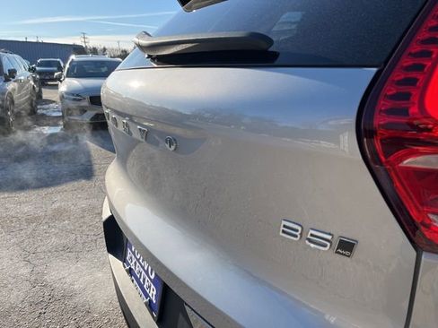 Certified 2023 Volvo XC40 B5 Plus w/ Climate Package image 15