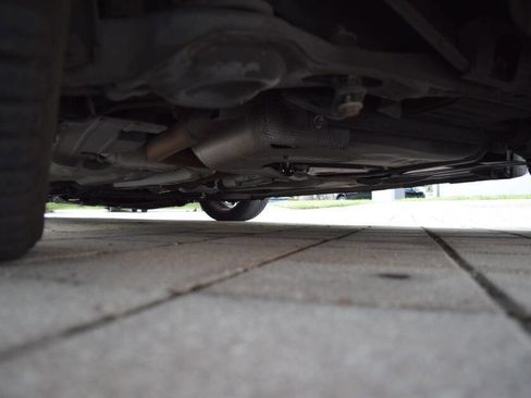 Used 2011 Volvo V50 T5 image 97