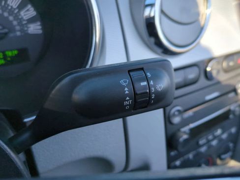 Used 2005 Ford Mustang GT image 26