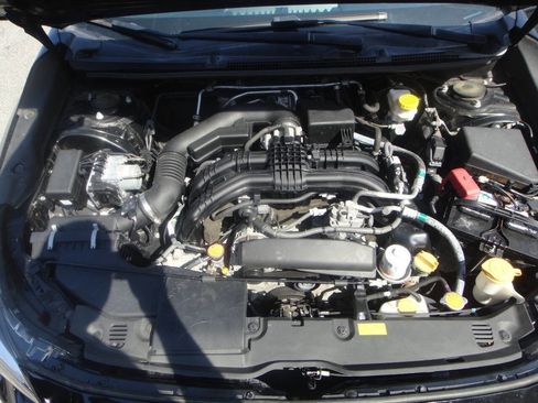 Used 2019 Subaru Impreza 2.0i Limited image 18