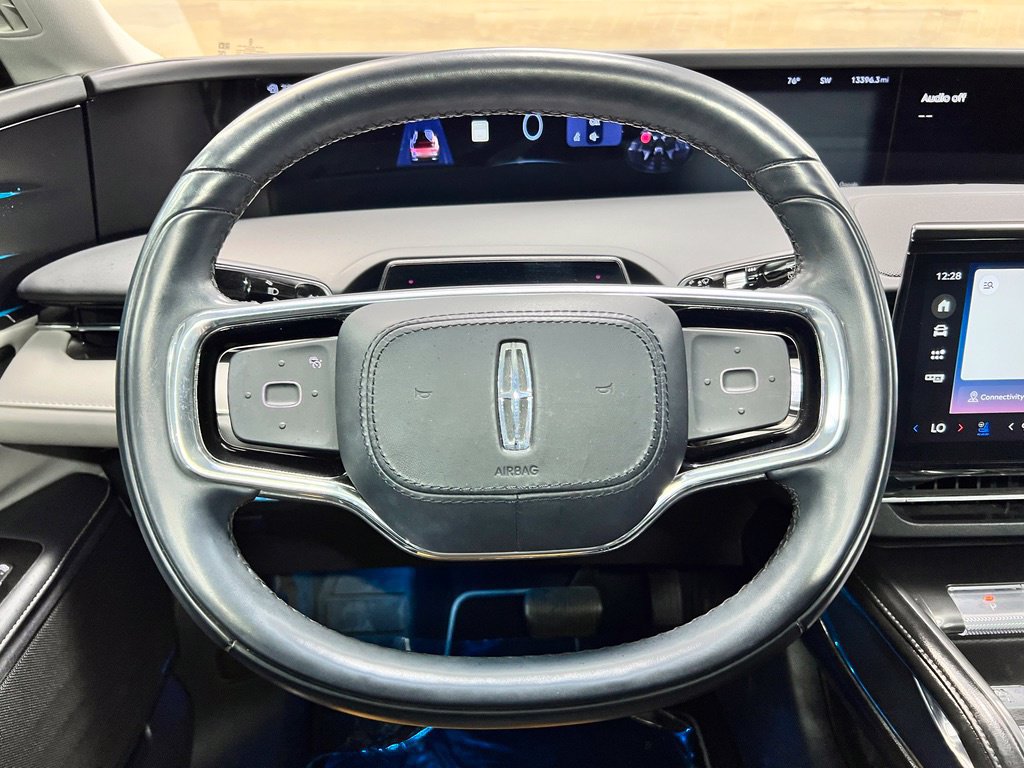 Used 2024 Lincoln Nautilus Premier w/ Equipment Group 102A AWD/4WD image 29