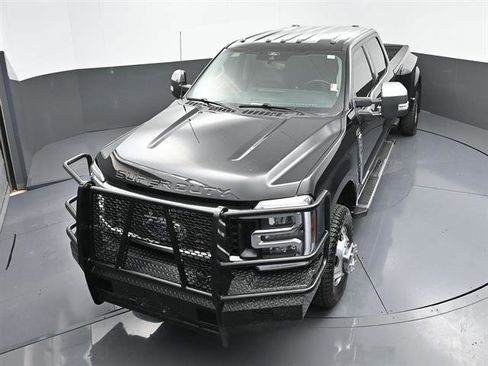 Used 2024 Ford F350 Lariat w/ Chrome Package AWD/4WD image 37