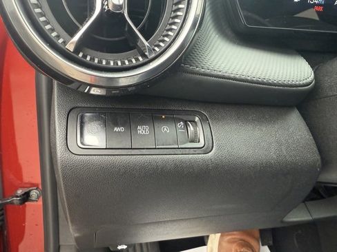 Used 2025 Chevrolet Equinox LT w/ Safety and Technology Package image 15