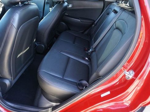 Used 2022 Hyundai Kona Limited image 16