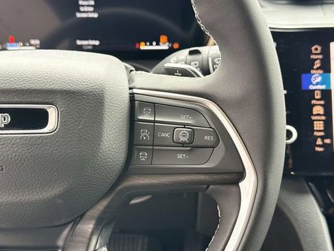 New 2026 Jeep Grand Cherokee Limited image 30