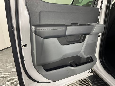 Used 2021 Ford F150 XLT image 13