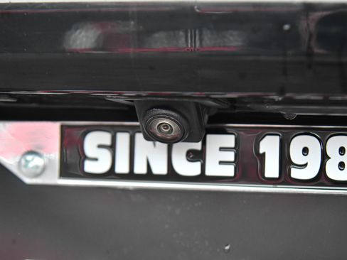 Used 2021 Chevrolet Camaro LS image 32