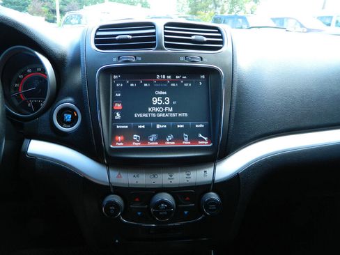 Used 2013 Dodge Journey R/T image 18