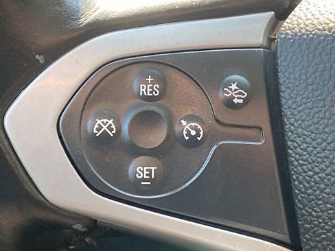 Used 2022 Chevrolet Colorado LT w/ Fleet Safety Package image 18