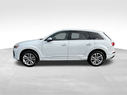 Used 2025 Audi Q7 2.0T Premium w/ Convenience Package image 2