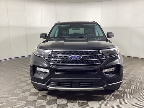 Certified 2023 Ford Explorer XLT w/ Equipment Group 202A AWD/4WD image 6
