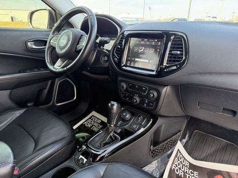Used 2019 Jeep Compass Limited image 10