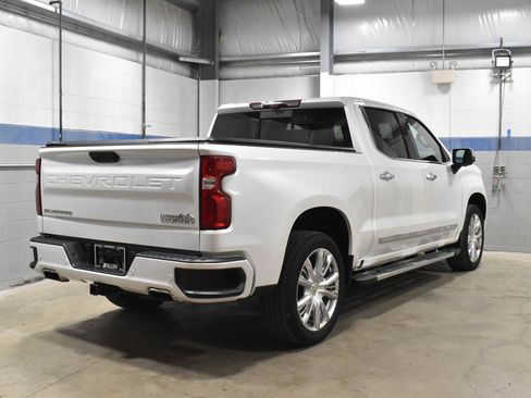 Used 2025 Chevrolet Silverado 1500 High Country w/ High Country Premium Package AWD/4WD image 26