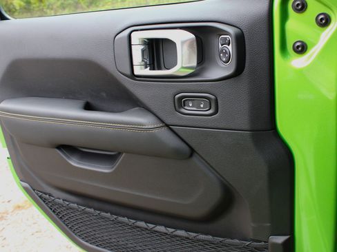 New 2026 Jeep Wrangler Unlimited Sahara w/ Technology Group image 13