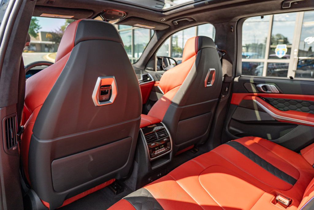 Used 2024 BMW X5 M Competition w/ Executive Package AWD/4WD image 16