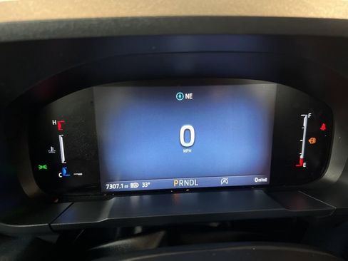 Used 2025 Ford Maverick XL w/ Equipment Group 102A image 15