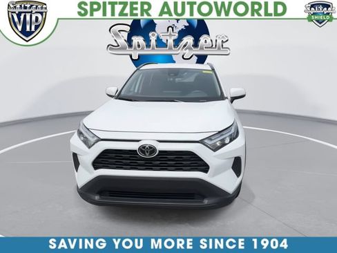 Used 2024 Toyota RAV4 XLE FWD image 3