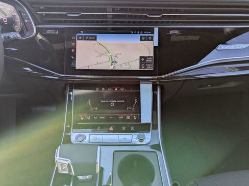 New 2026 Audi Q8 Premium Plus image 32