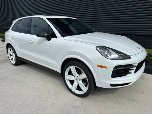 Certified 2023 Porsche Cayenne image 11