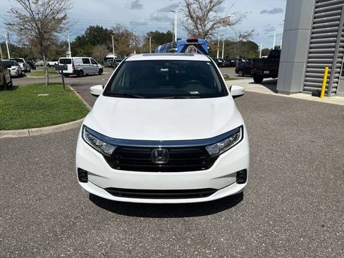 Used 2024 Honda Odyssey Elite image 12