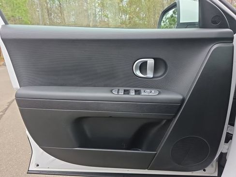 Certified 2023 Hyundai Ioniq 5 SE image 37