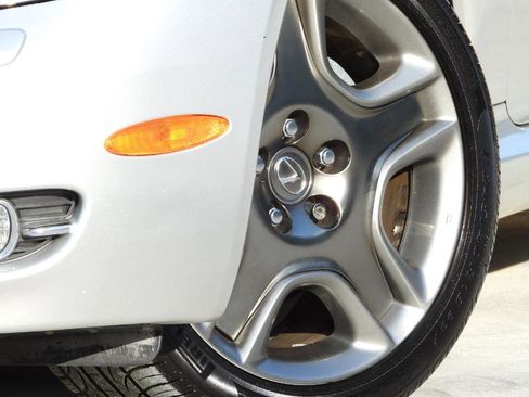 Used 2006 Lexus SC 430 Convertible image 5