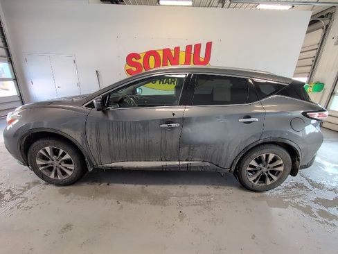 Used 2017 Nissan Murano SL w/ SL Technology Package image 2