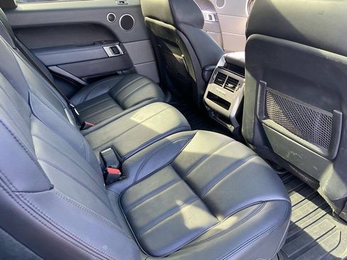Used 2014 Land Rover Range Rover Sport HSE AWD/4WD image 28