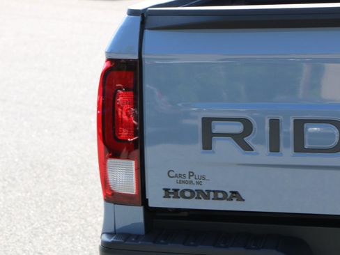 Used 2025 Honda Ridgeline TrailSport+ image 5