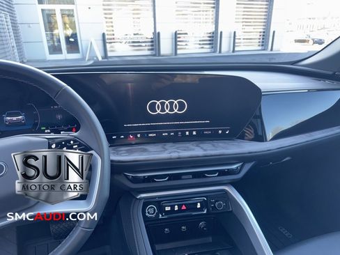 Certified 2025 Audi Q5 Premium Plus w/ Premium Plus image 28