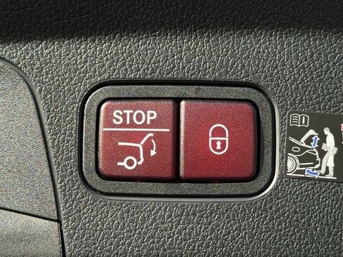 New 2026 Mercedes-Benz GLE 53 AMG 4MATIC Coupe image 13