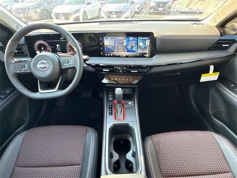 New 2026 Nissan Kicks SR image 13