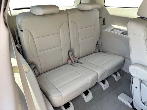Used 2023 GMC Acadia Denali AWD/4WD image 29