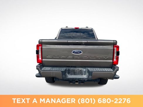 Used 2023 Ford F350 Lariat w/ Lariat Ultimate Package AWD/4WD image 4