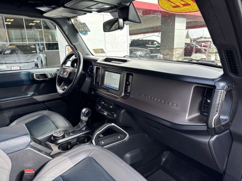 Used 2022 Ford Bronco Outer Banks AWD/4WD image 15