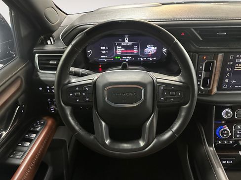 Certified 2024 GMC Yukon Denali Ultimate AWD/4WD image 4