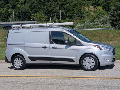 Used 2021 Ford Transit Connect XLT FWD image 2