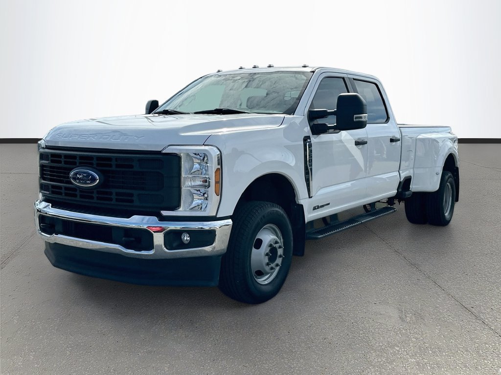 Used 2024 Ford F350 XL AWD/4WD image 3