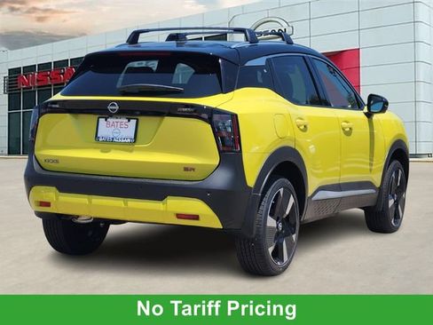 New 2025 Nissan Kicks SR image 3