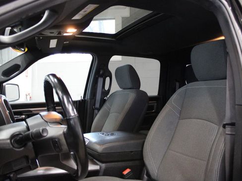 Used 2022 RAM 1500 Classic Warlock image 11