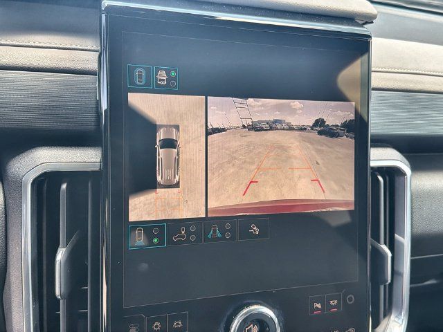 Certified 2026 GMC Acadia Elevation w/ Elevation Premium Package FWD image 14