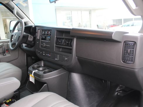 New 2025 Chevrolet Express 2500 image 14