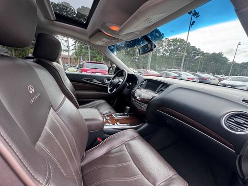 Used 2013 INFINITI JX35 AWD w/ Premium Pkg image 13