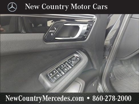 Used 2018 Porsche Macan image 15