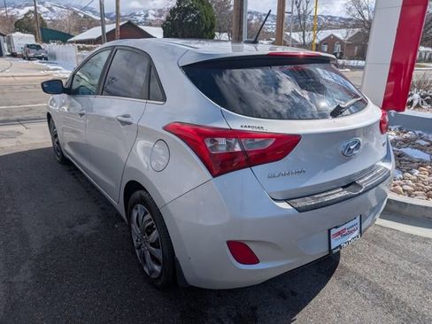 Used 2016 Hyundai Elantra GT image 5