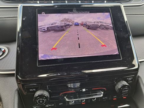 New 2026 Jeep Grand Cherokee Laredo RWD image 11