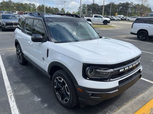 Used 2024 Ford Bronco Sport Outer Banks image 2
