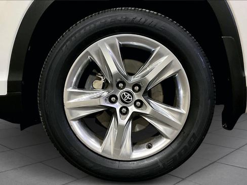 Used 2019 Toyota Highlander Limited image 19